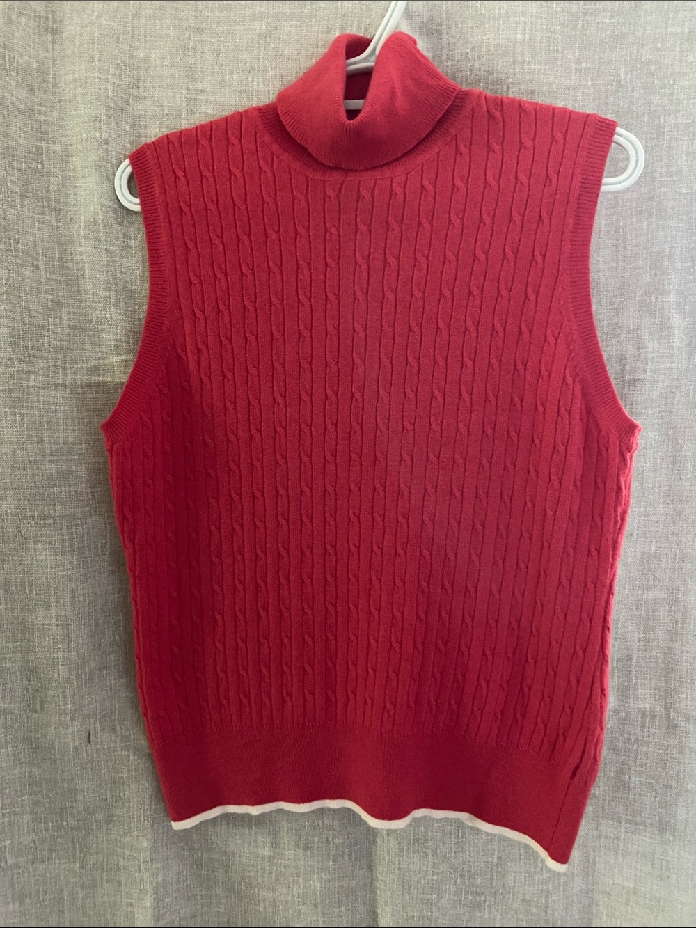 George Me Sleeveless Cable Knit Turtleneck Sweater Vest Coral-pink/red XL